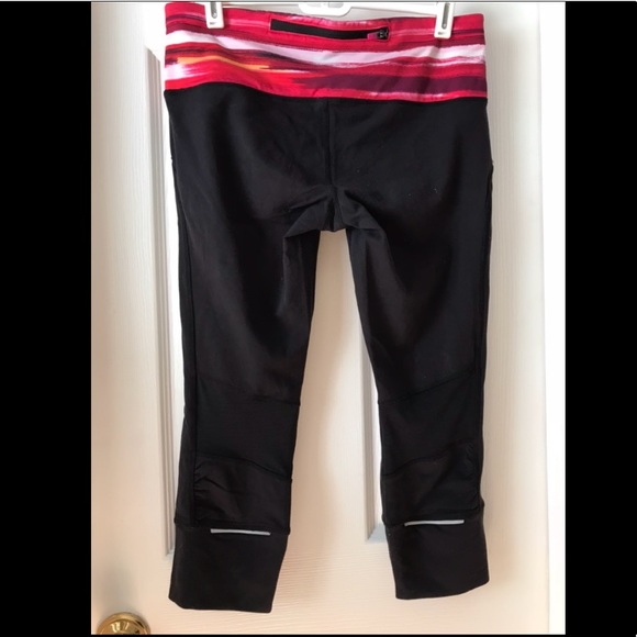 Athleta Relay Capri S - Picture 2 of 4